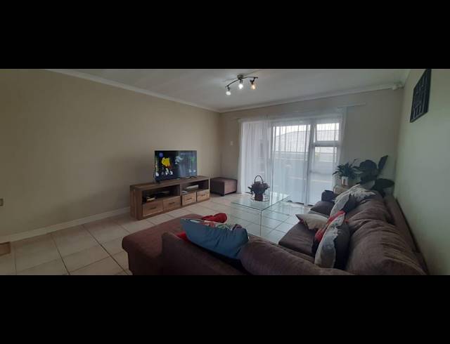 3 BEDROOM APARTMENT RENTED IN SHERWOOD